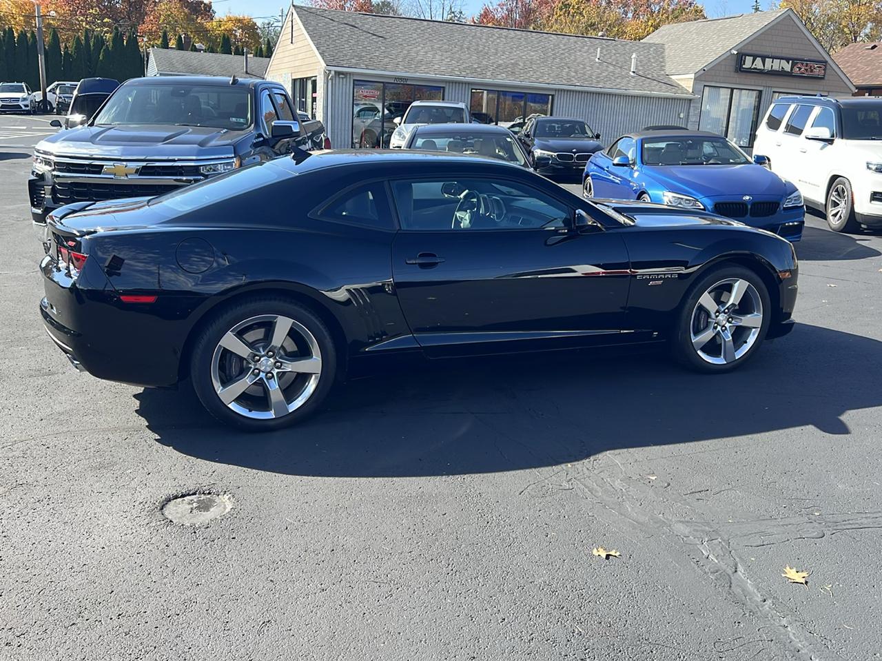 Chevrolet Camaro 2dr Cpe 2SS 2010