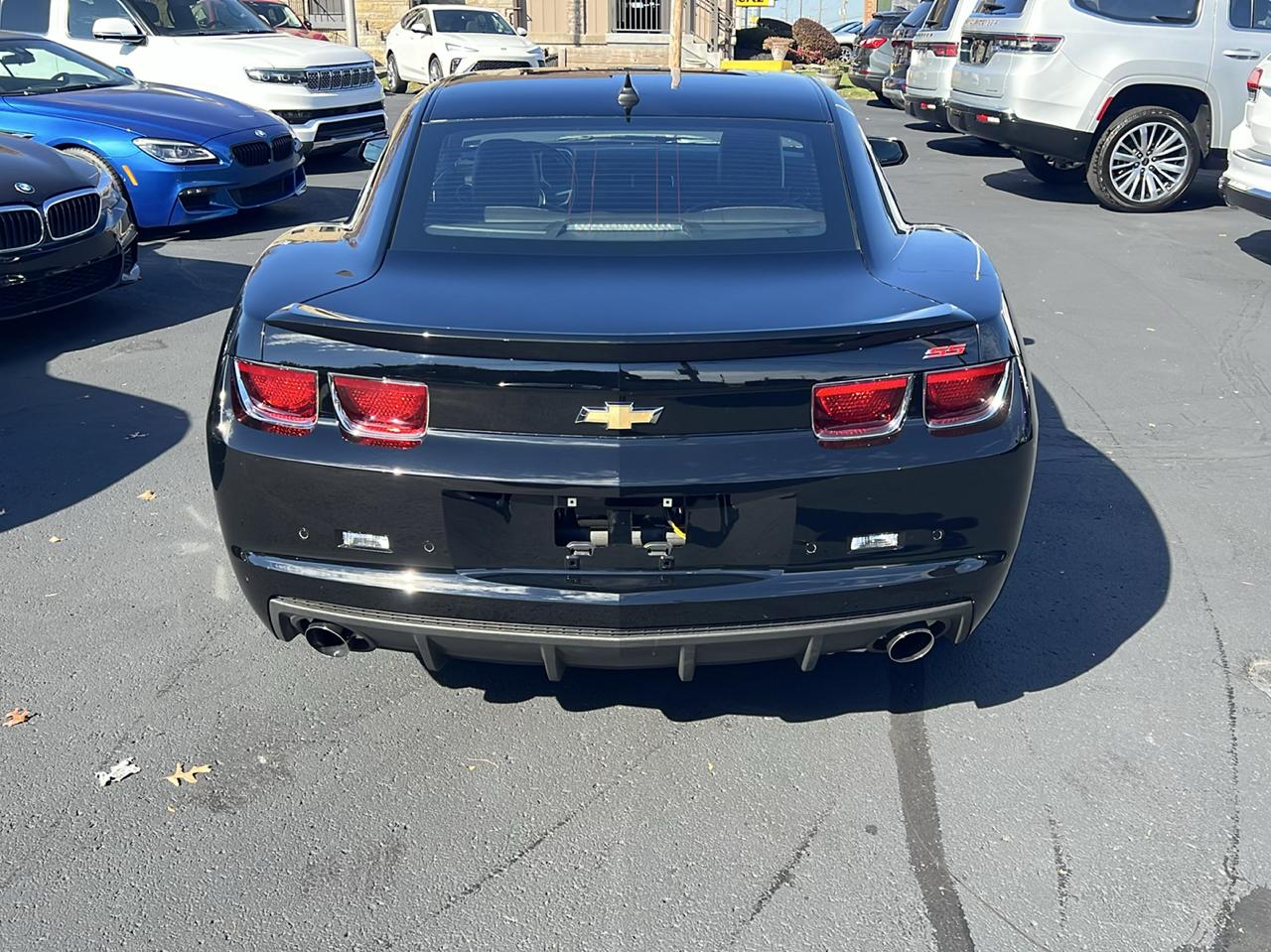 Chevrolet Camaro 2dr Cpe 2SS 2010