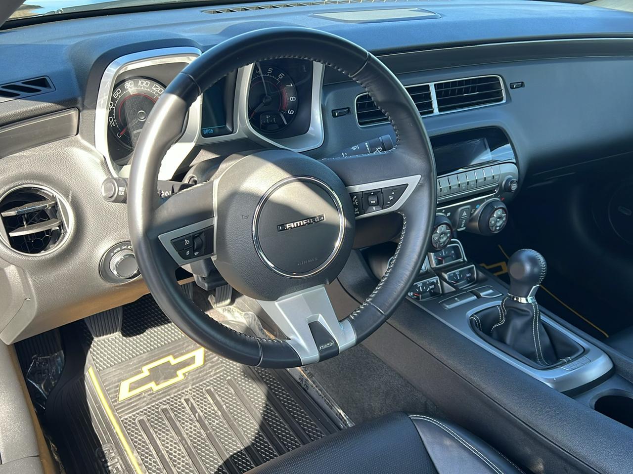 Chevrolet Camaro 2dr Cpe 2SS 2010
