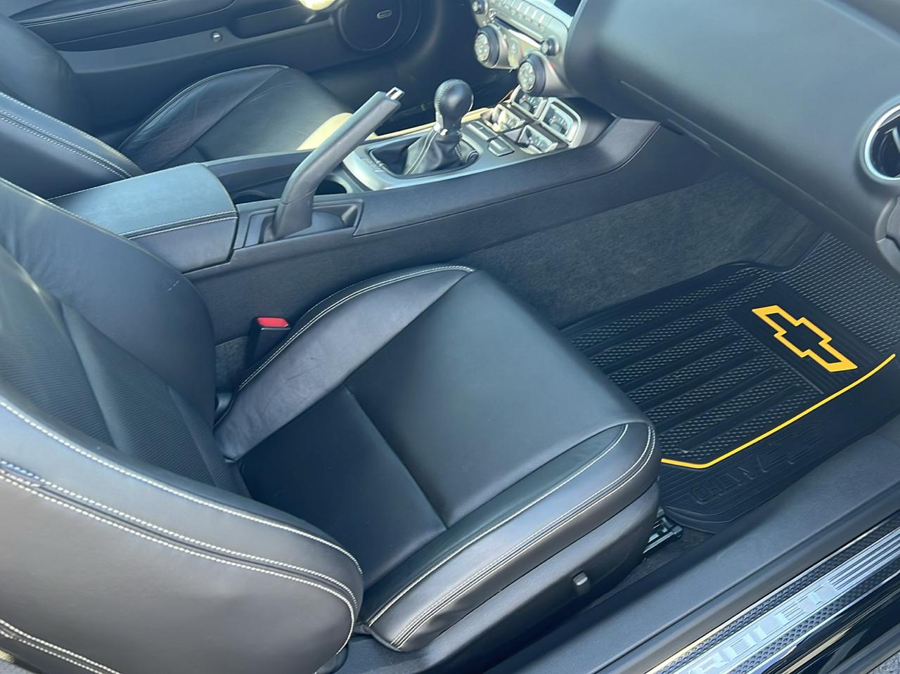 Chevrolet Camaro 2dr Cpe 2SS 2010