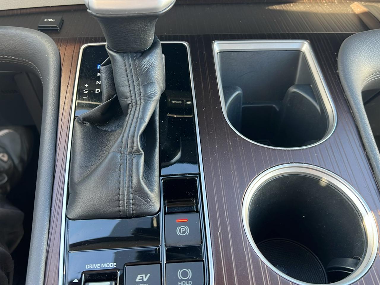Toyota Sienna XLE 7-Passenger AWD 2023