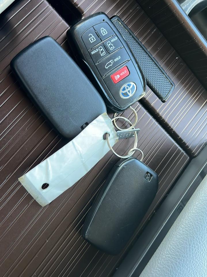 Toyota Sienna XLE 7-Passenger AWD 2023