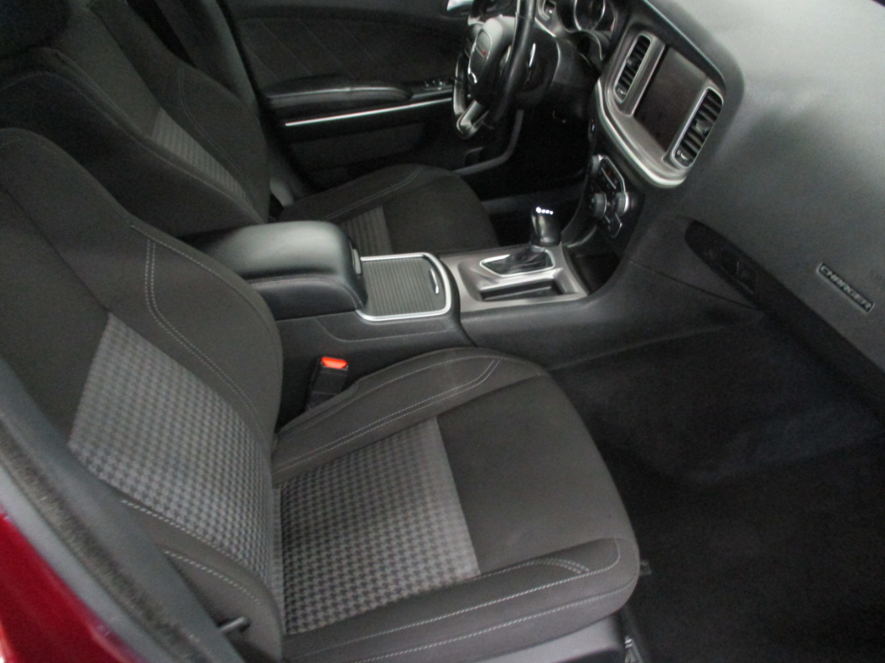 2022 Dodge Charger SXT AWD photo 12