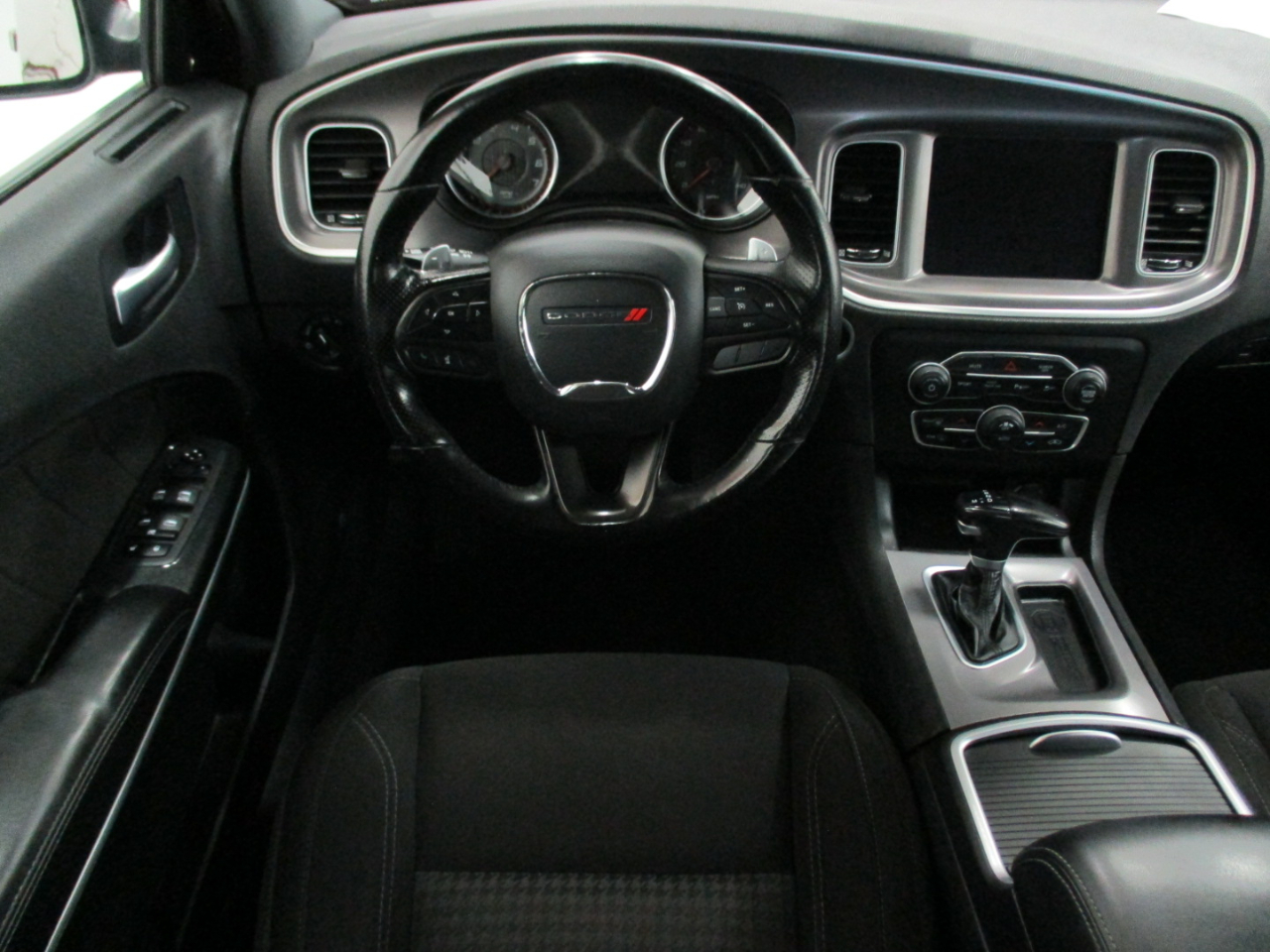 2022 Dodge Charger SXT AWD photo 14