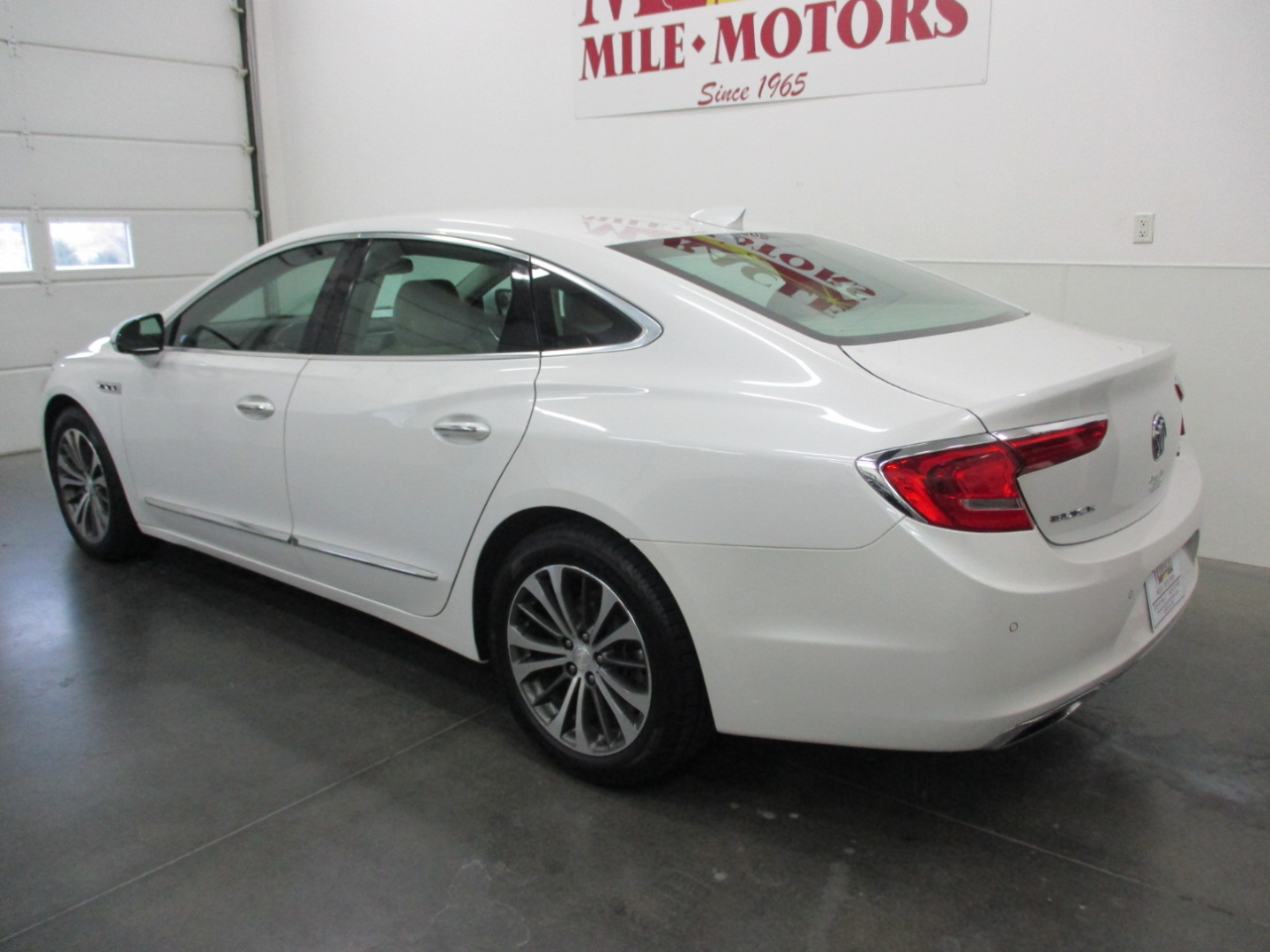 2017 Buick LaCrosse Preferred photo 4