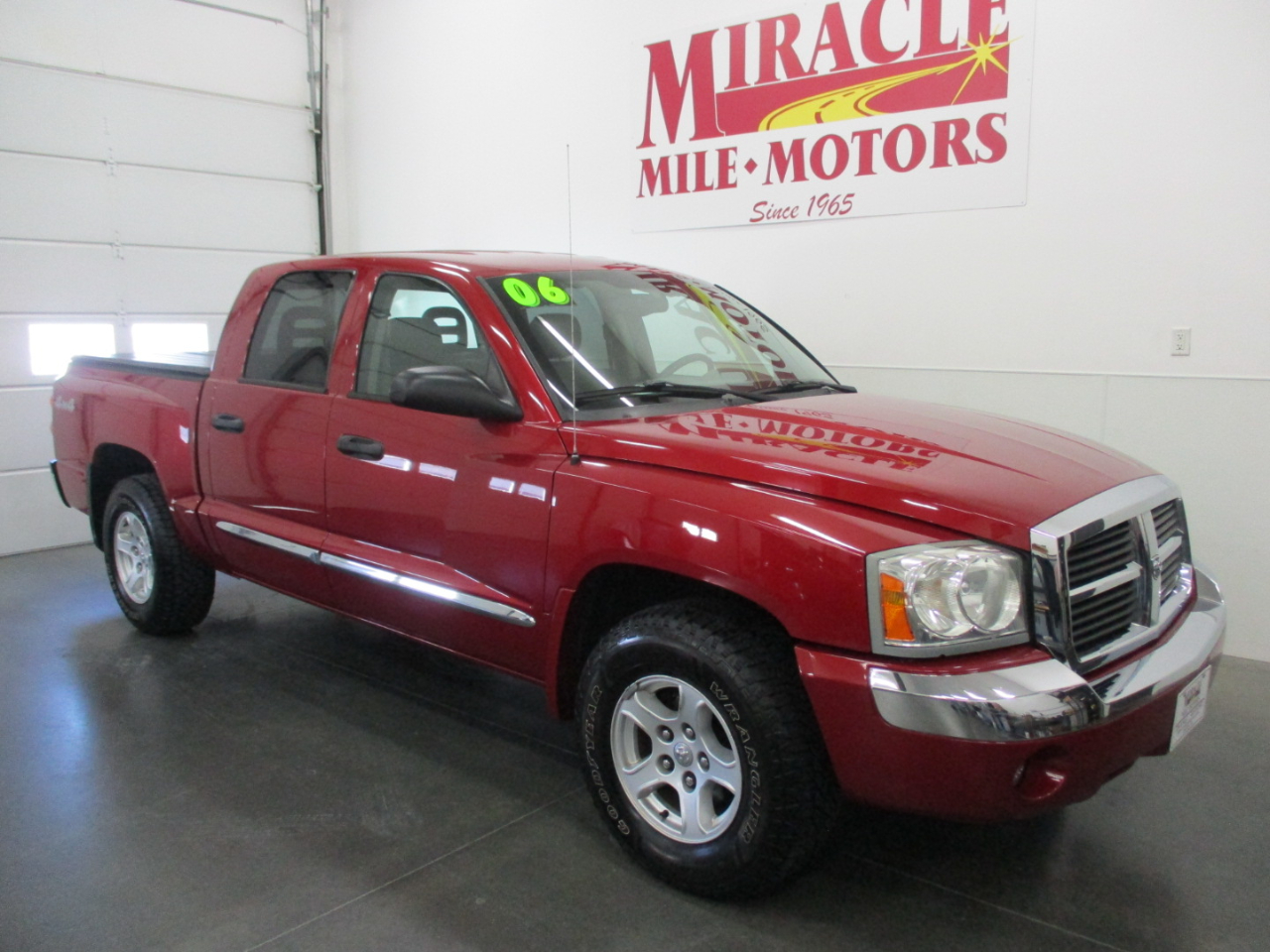 2006 Dodge Dakota 4dr Quad Cab 131 4WD Laramie