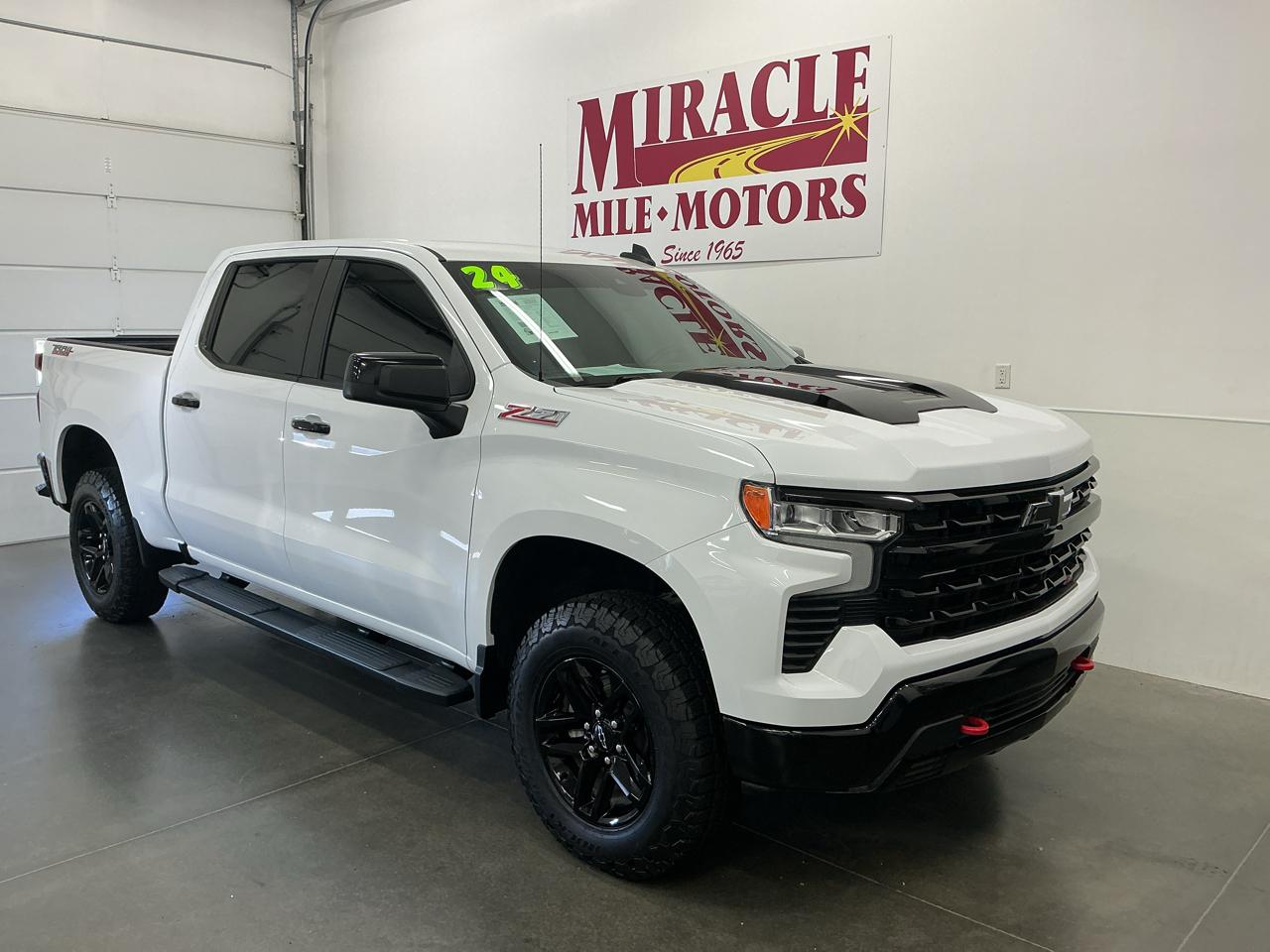 2024 Chevrolet Silverado 1500 4WD Crew Cab 147" LT Trail Boss