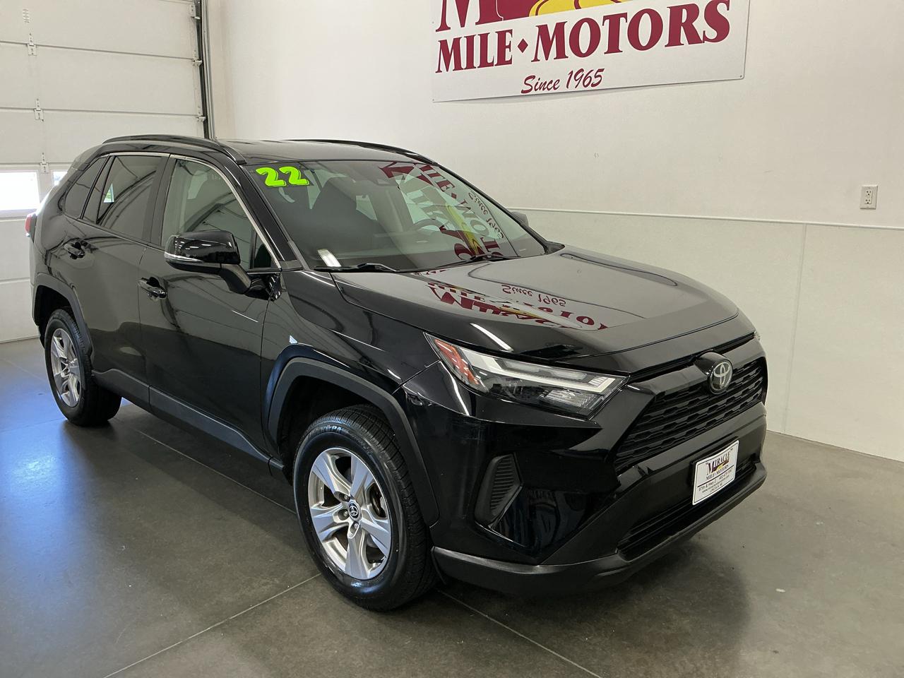 2022 Toyota RAV4 XLE AWD (Natl)
