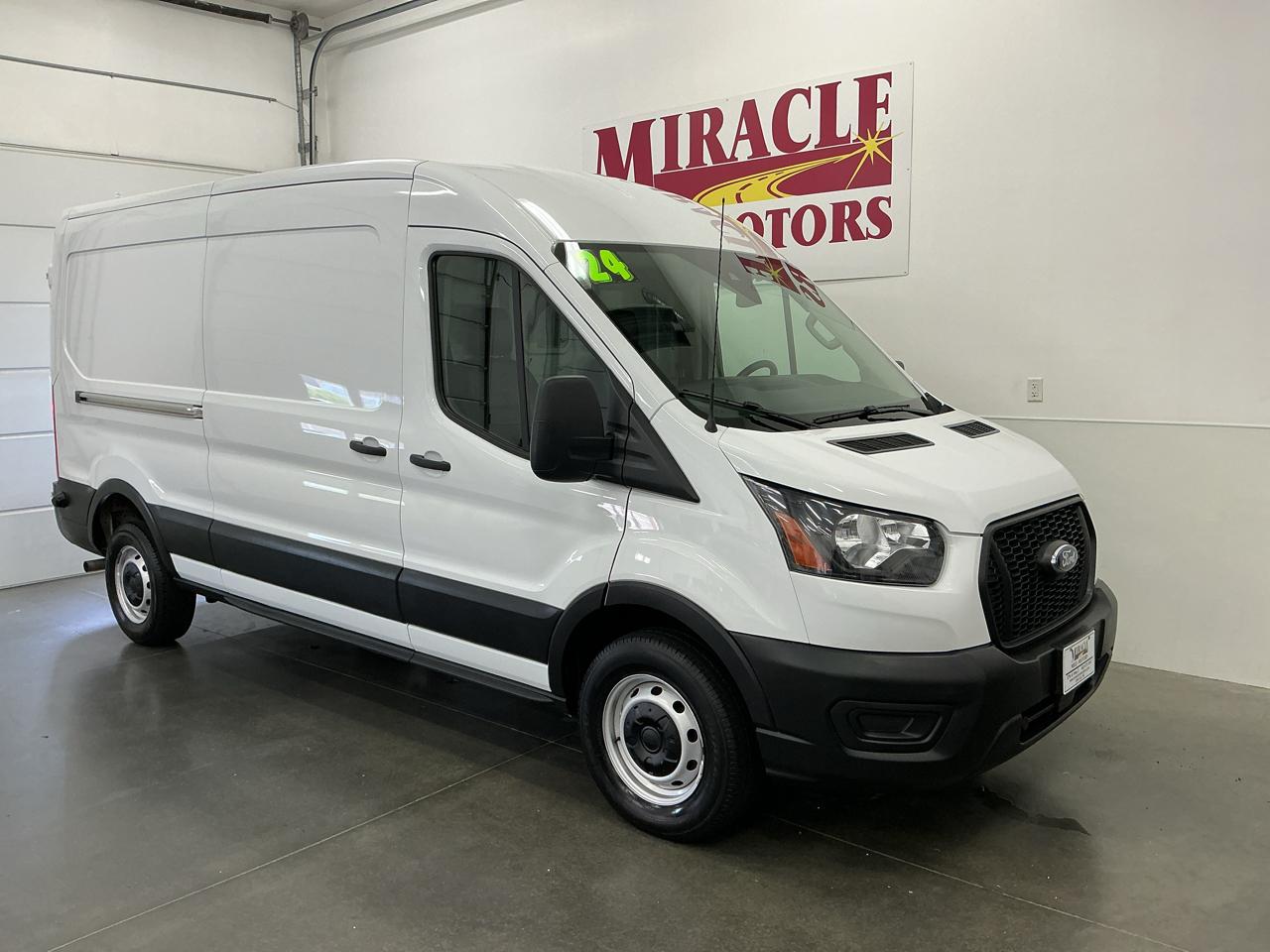 2024 Ford Transit Cargo Van T-250 148" Med Rf 9070 GVWR RWD