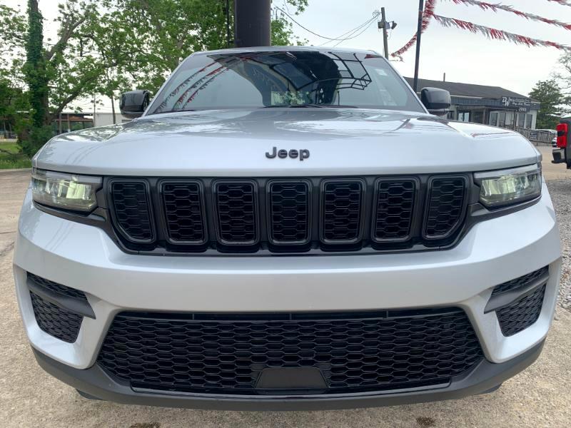 Jeep Grand Cherokee Altitude X 4x4 2024 Jeep Grand Cherokee Altitude X 4x4 2024