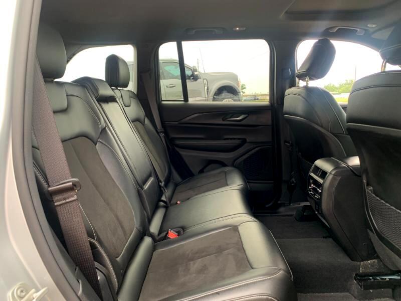 Jeep Grand Cherokee Altitude X 4x4 2024 Jeep Grand Cherokee Altitude X 4x4 2024