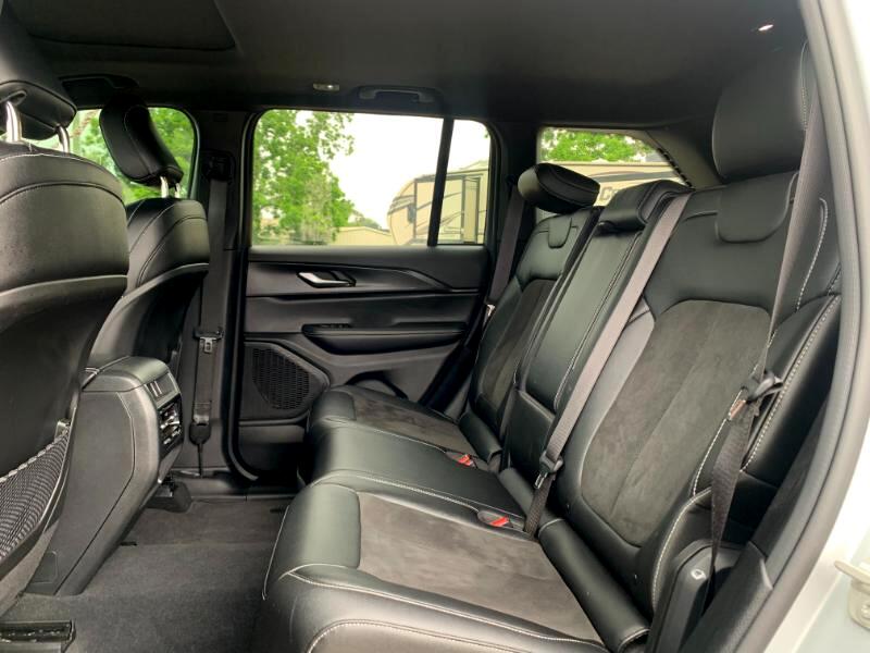 Jeep Grand Cherokee Altitude X 4x4 2024 Jeep Grand Cherokee Altitude X 4x4 2024