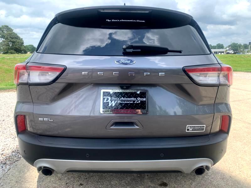 2021 Ford Escape SEL photo 4