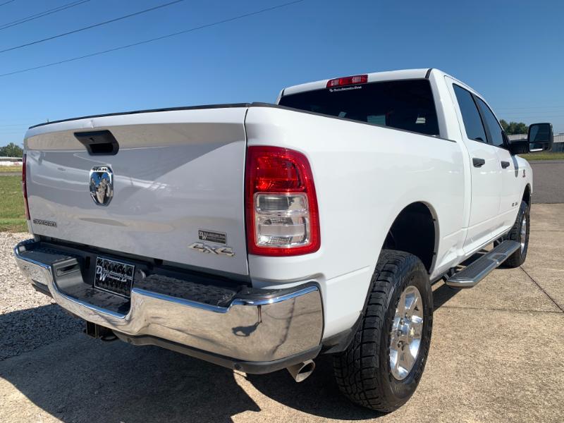 RAM 2500 Big Horn Crew Cab 4WD 2024 RAM 2500 Big Horn Crew Cab 4WD 2024