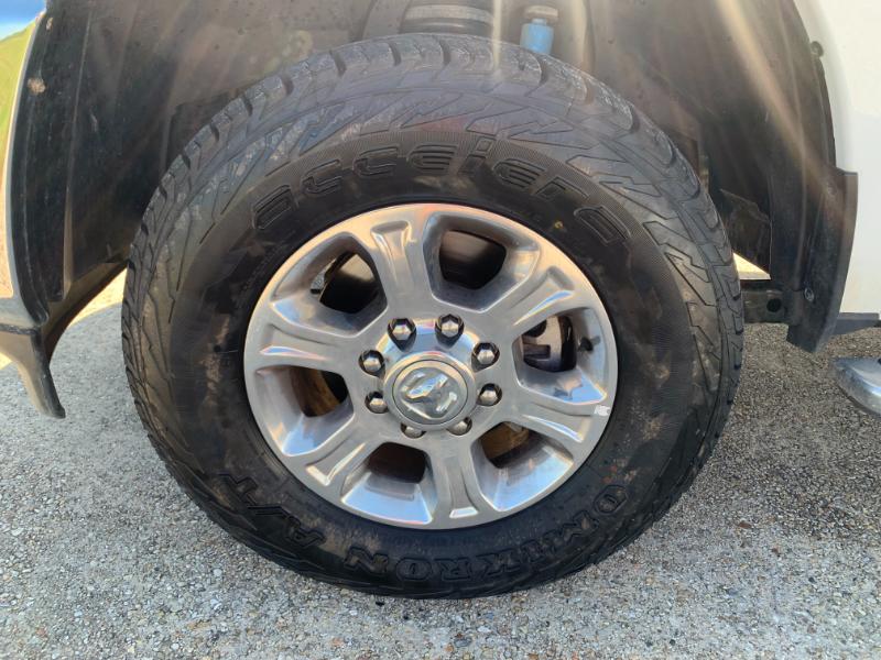 RAM 2500 Big Horn Crew Cab 4WD 2024 RAM 2500 Big Horn Crew Cab 4WD 2024