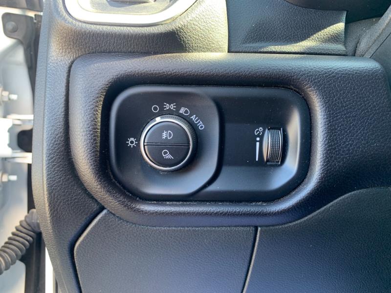 RAM 2500 Big Horn Crew Cab 4WD 2024 RAM 2500 Big Horn Crew Cab 4WD 2024