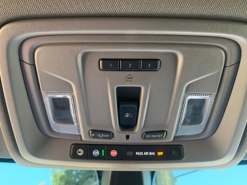 GMC Sierra 1500 Elevation Crew Cab 4WD 2021 GMC Sierra 1500 Elevation Crew Cab 4WD 2021