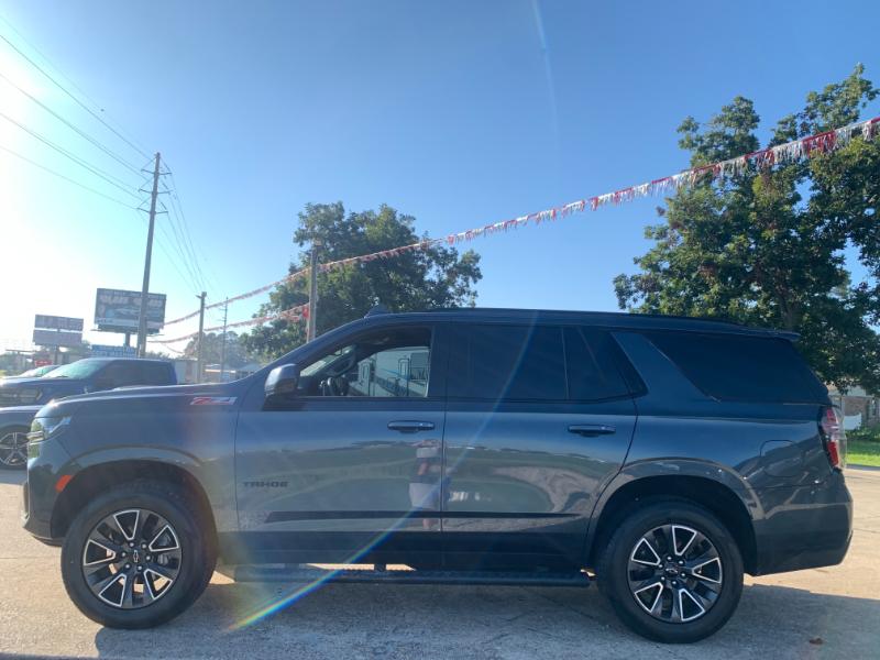 2021 Chevrolet Tahoe Z71 photo 3
