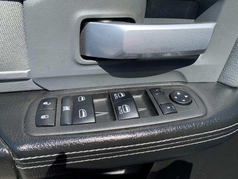 RAM 2500 Tradesman Crew Cab SWB 4WD 2022 RAM 2500 Tradesman Crew Cab SWB 4WD 2022