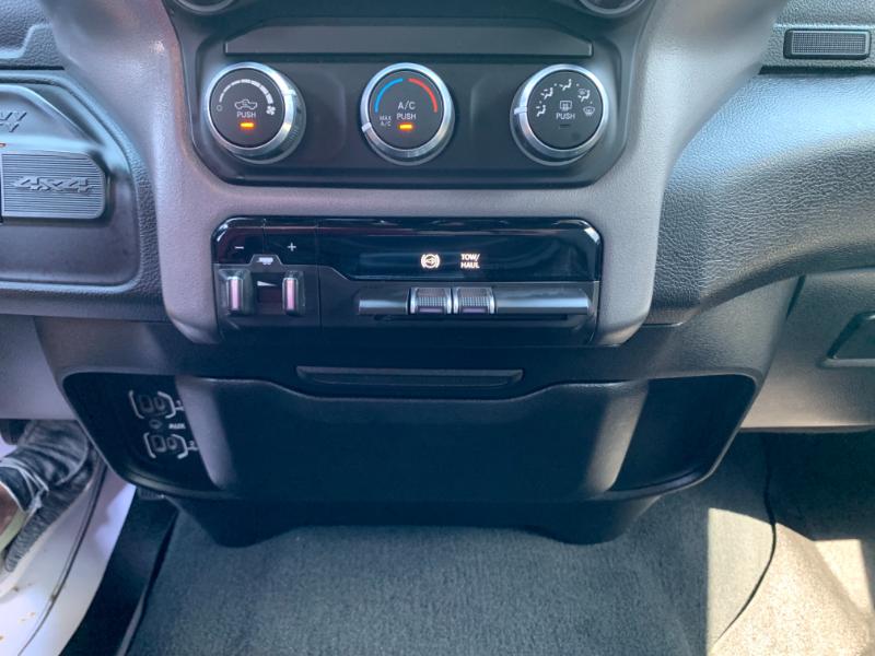 RAM 2500 Tradesman Crew Cab SWB 4WD 2022 RAM 2500 Tradesman Crew Cab SWB 4WD 2022