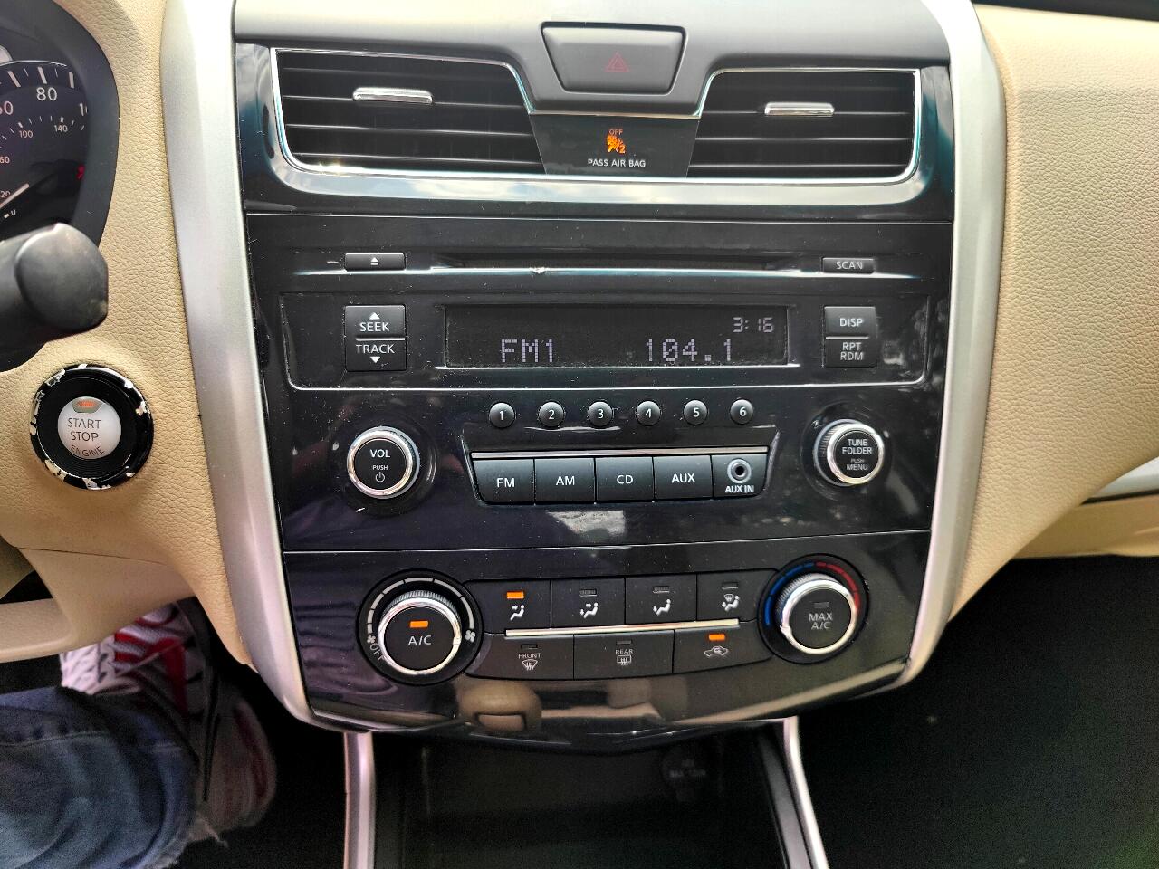 Nissan Altima 2.5 SV 2015 Nissan Altima 2.5 SV 2015