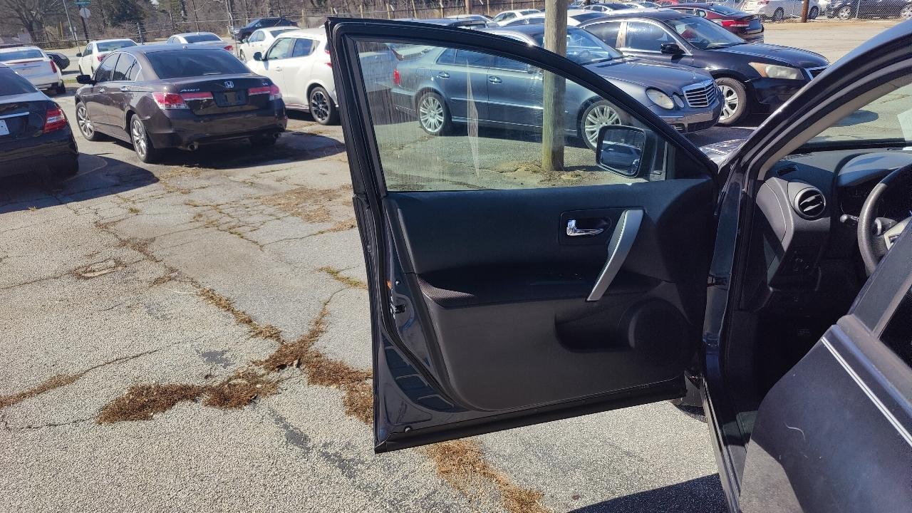 Nissan Rogue S AWD 2013