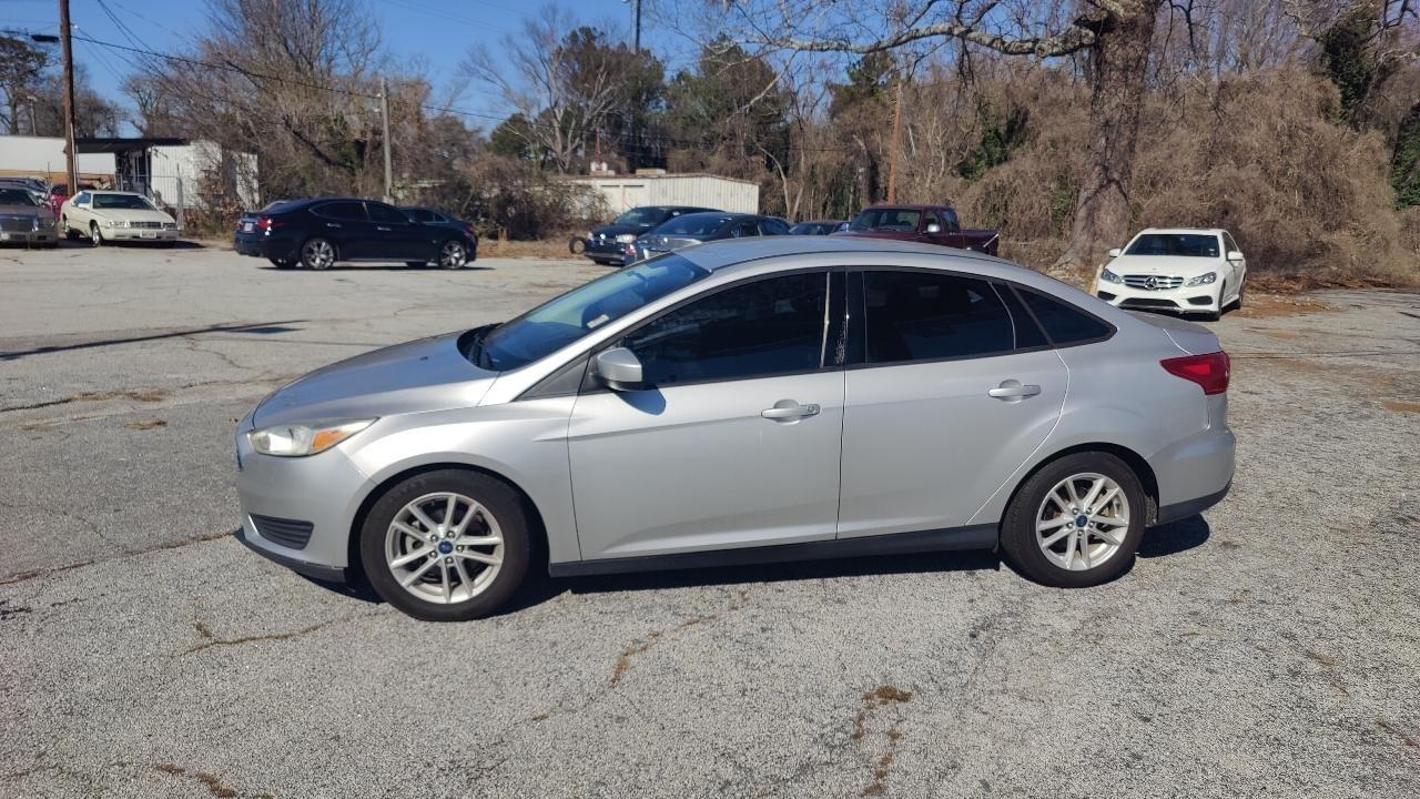 Ford Focus SE Sedan 2018