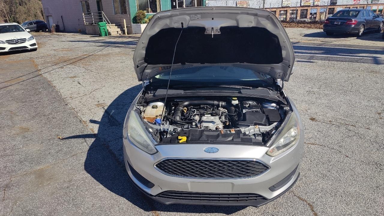 Ford Focus SE Sedan 2018