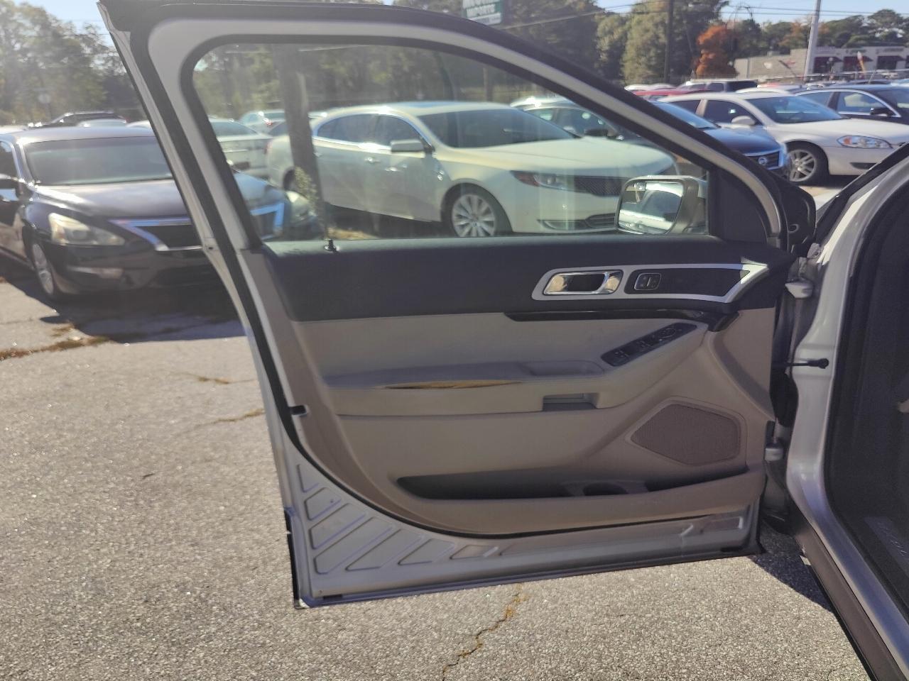 Ford Explorer Limited FWD 2014