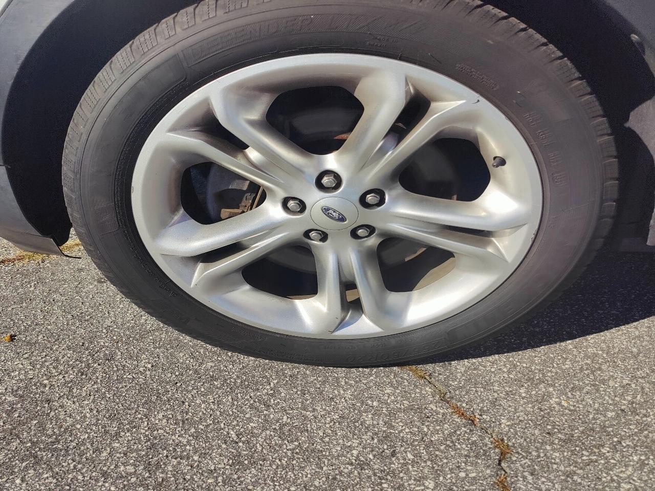 Ford Explorer Limited FWD 2014