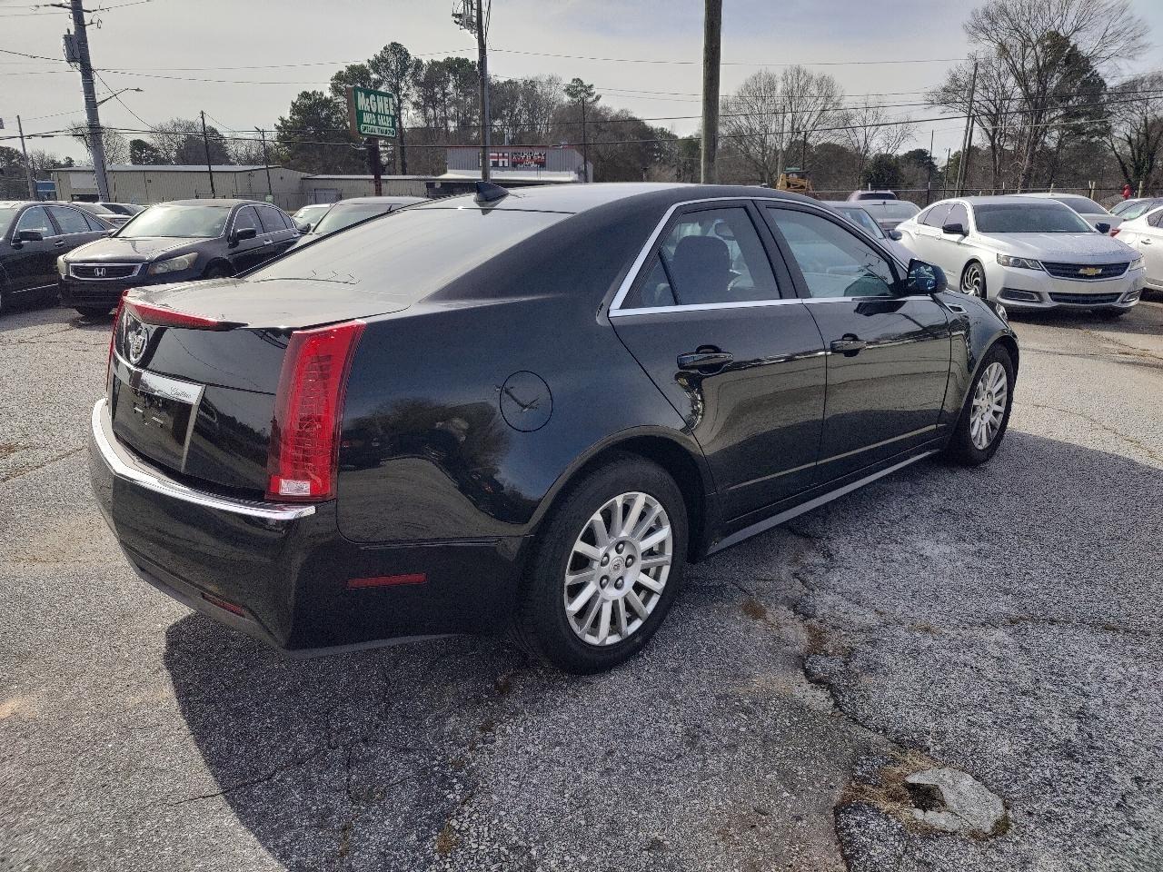 Cadillac CTS Base 2012