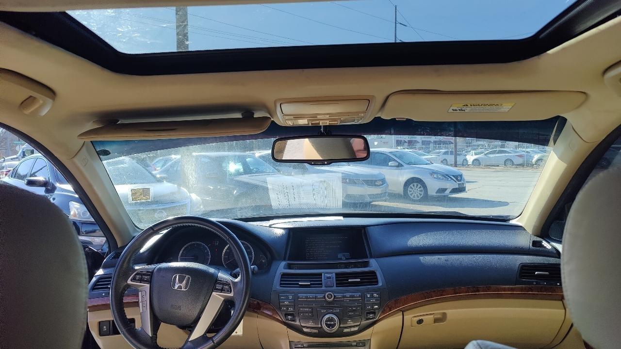 Honda Accord EX-L V6 Sedan AT 2012