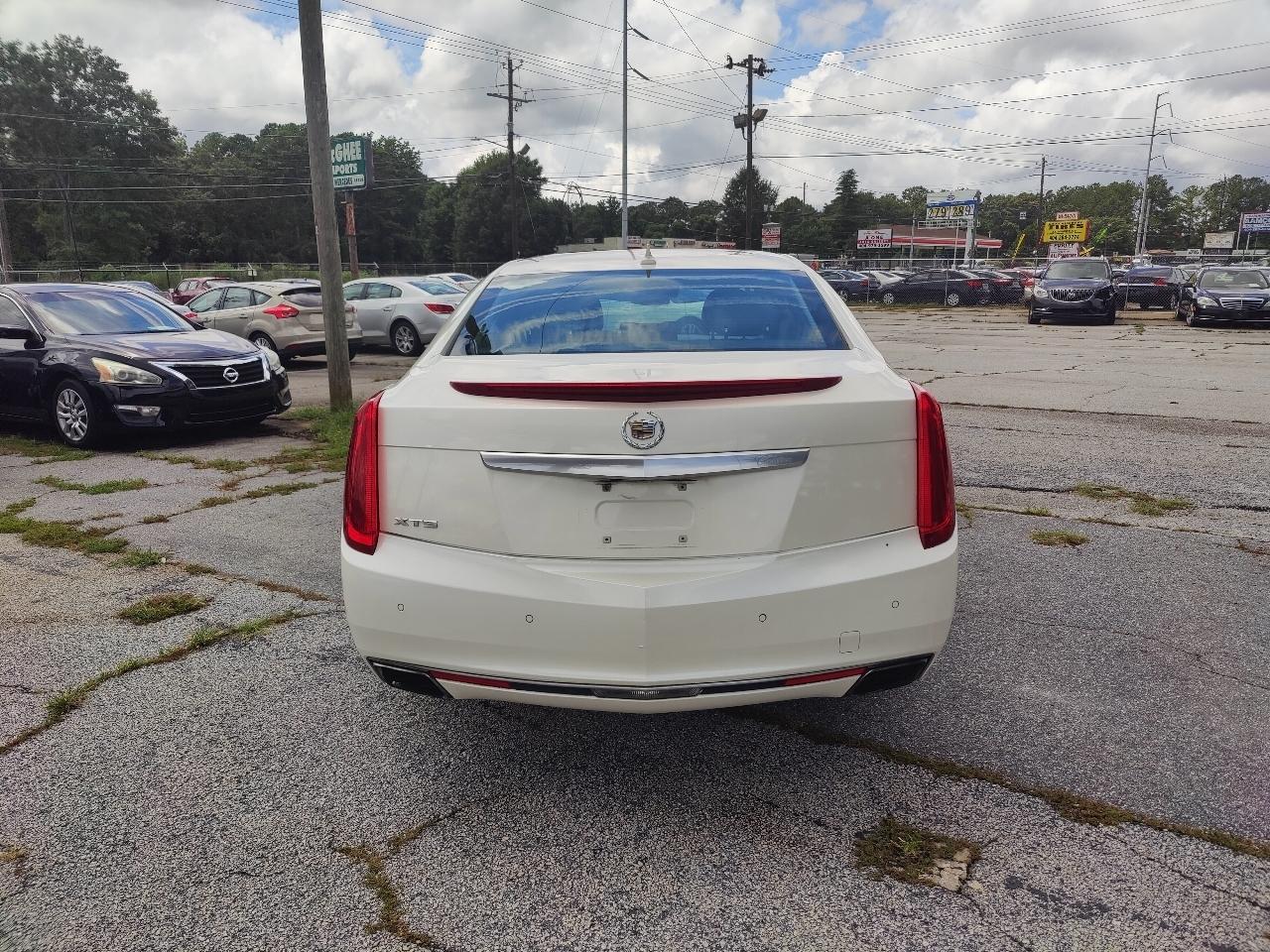 Cadillac XTS Luxury FWD 2014