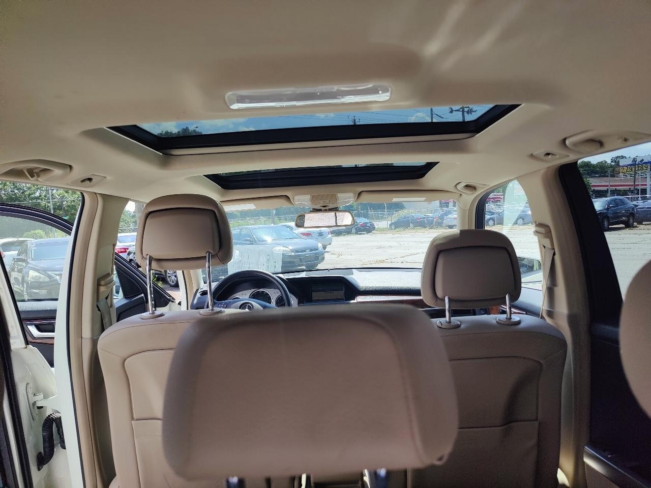 Mercedes-Benz GLK-Class GLK350 2012