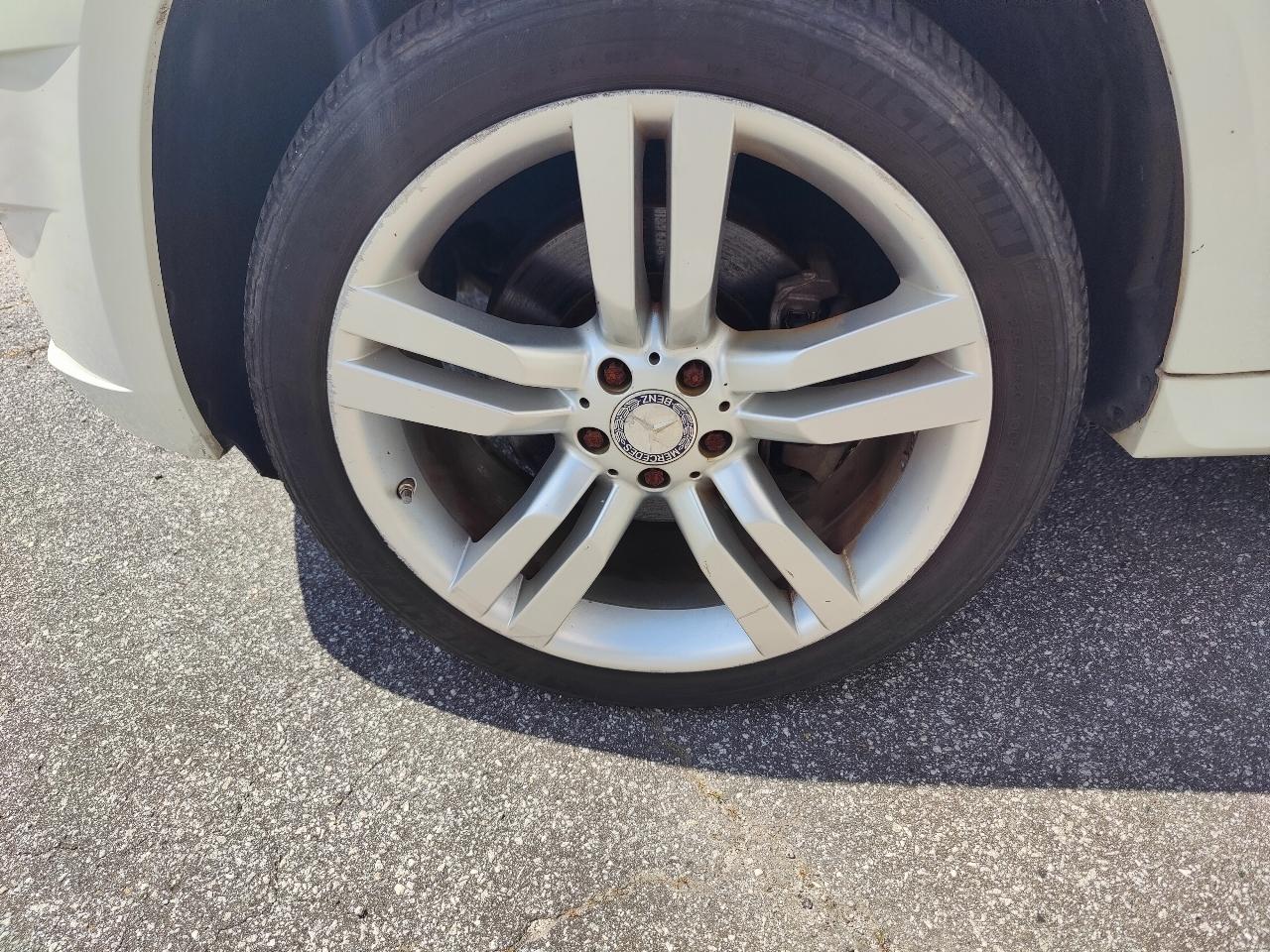 Mercedes-Benz GLK-Class GLK350 2012