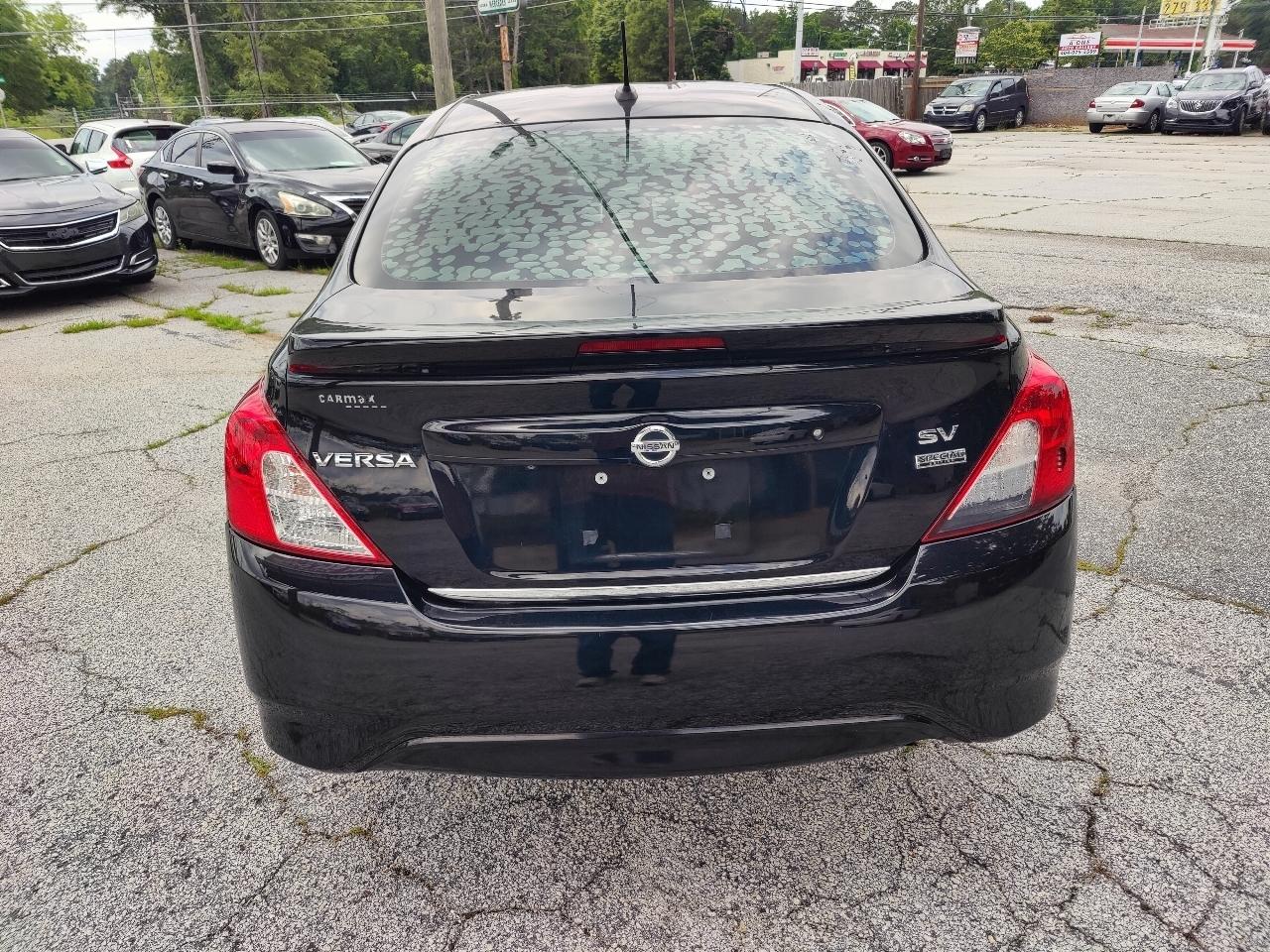 Nissan Versa 1.6 S 5M 2019