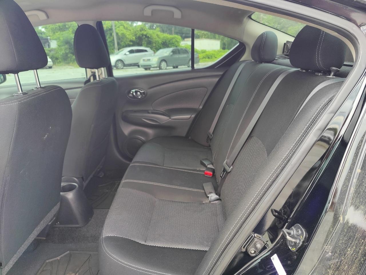 Nissan Versa 1.6 S 5M 2019