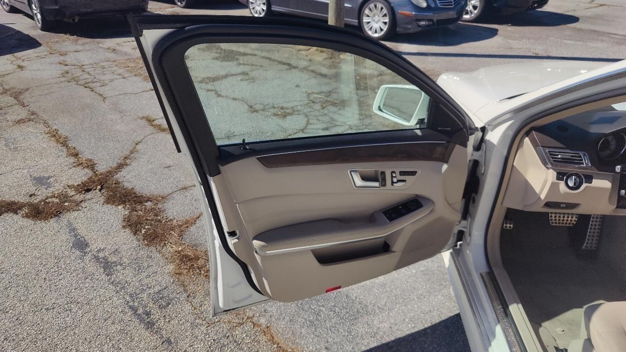 Mercedes-Benz E-Class E350 4MATIC Sedan 2014