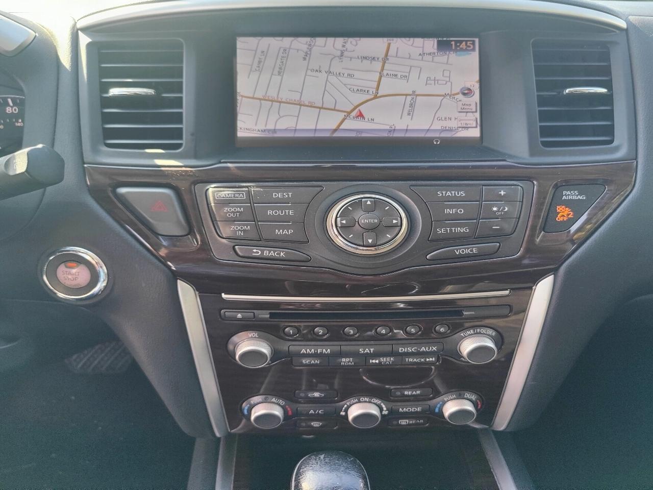 Nissan Pathfinder Platinum 4WD 2013