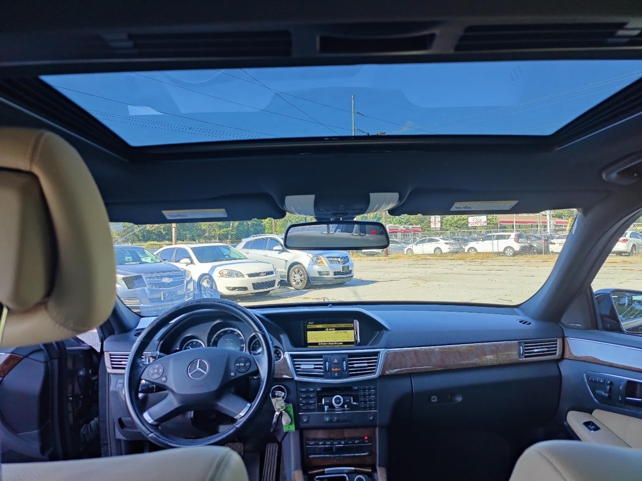 Mercedes-Benz E-Class E350 Sedan 2010