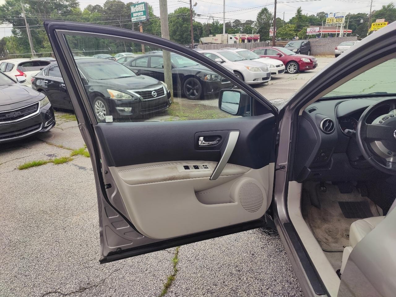 Nissan Rogue S 2WD 2012