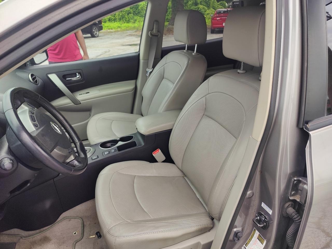 Nissan Rogue S 2WD 2012