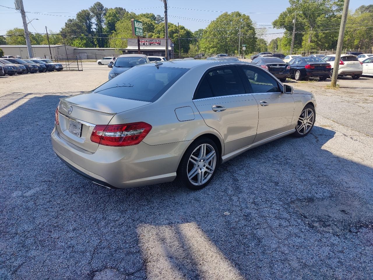 Mercedes-Benz E-Class E350 Sedan 2010