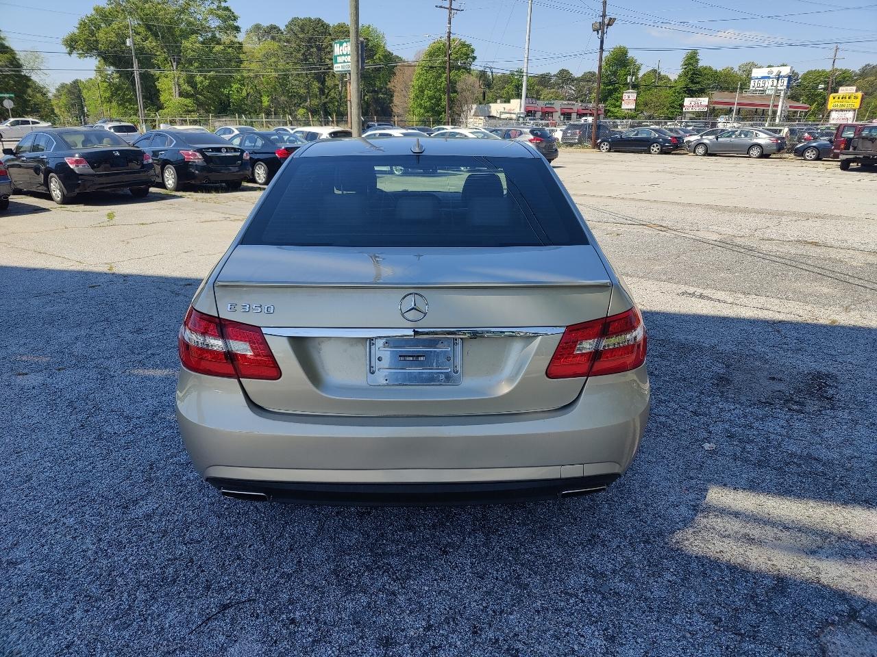 Mercedes-Benz E-Class E350 Sedan 2010