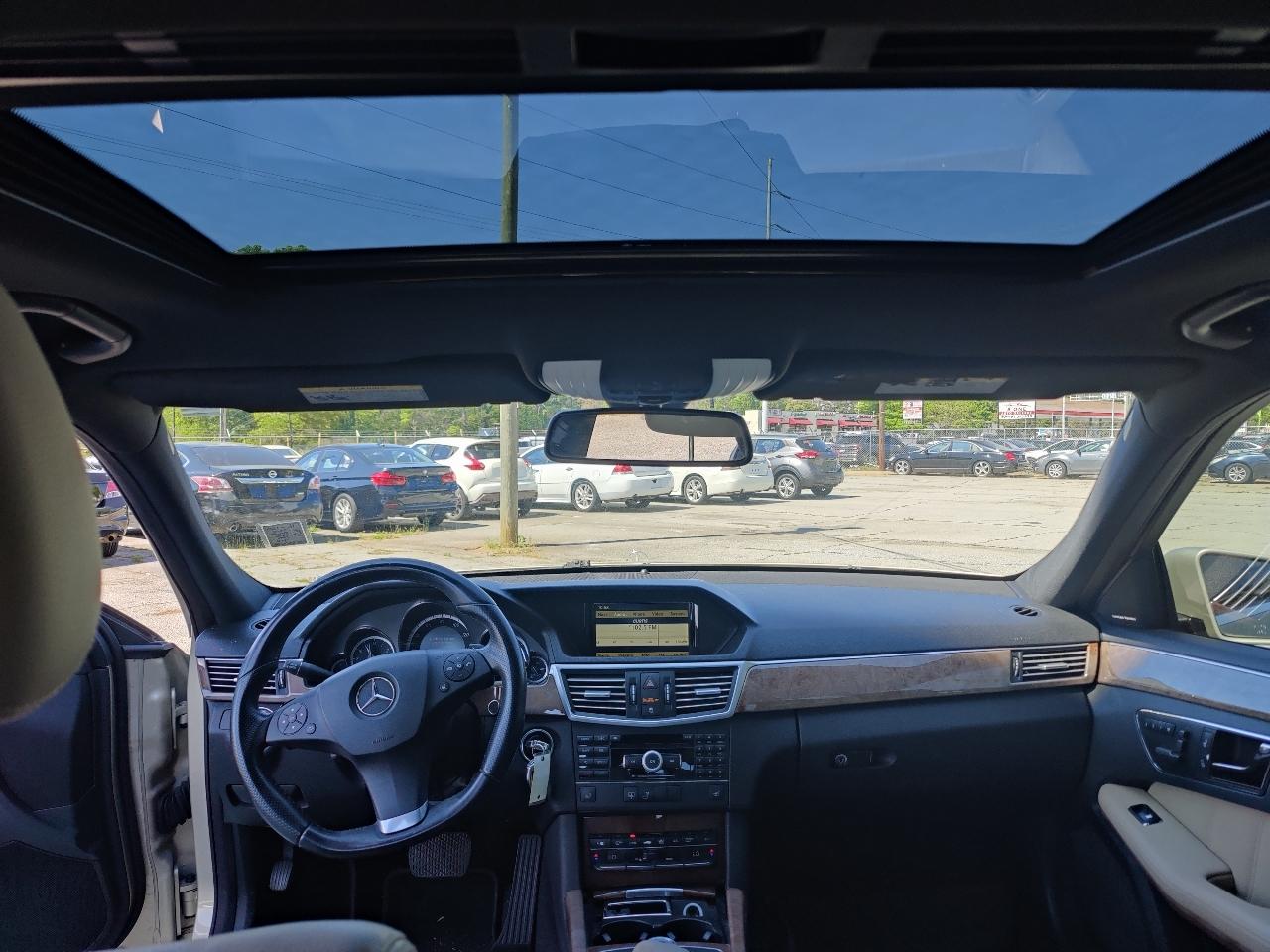 Mercedes-Benz E-Class E350 Sedan 2010