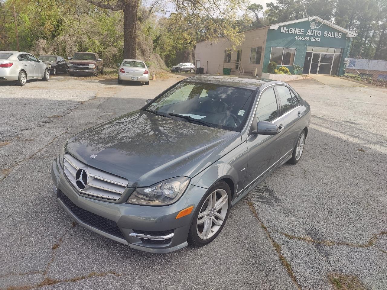 Mercedes-Benz C-Class C250 Luxury Sedan 2012