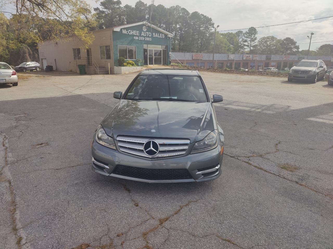 Mercedes-Benz C-Class C250 Luxury Sedan 2012