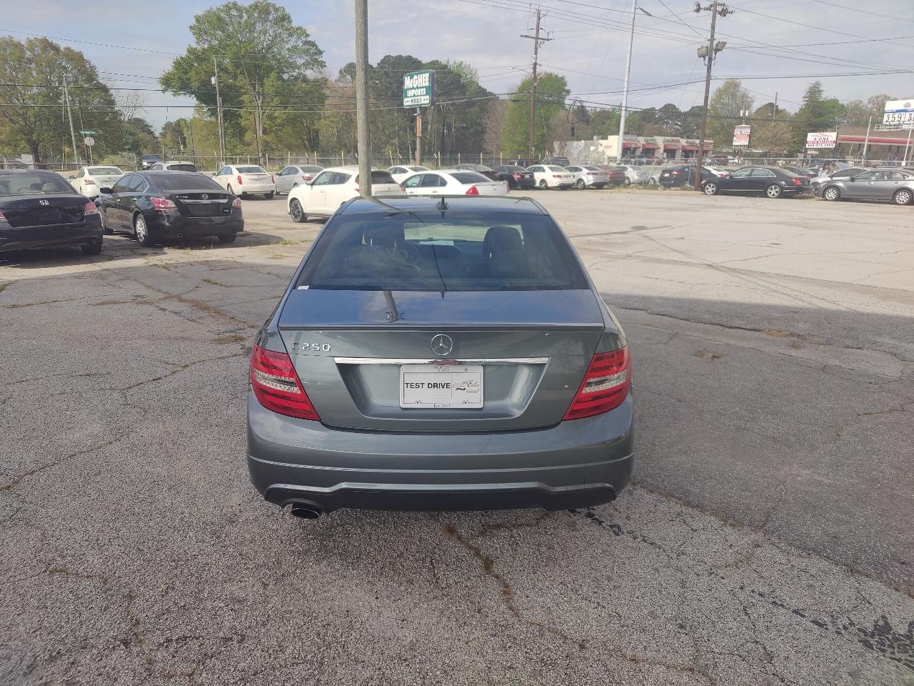 Mercedes-Benz C-Class C250 Luxury Sedan 2012