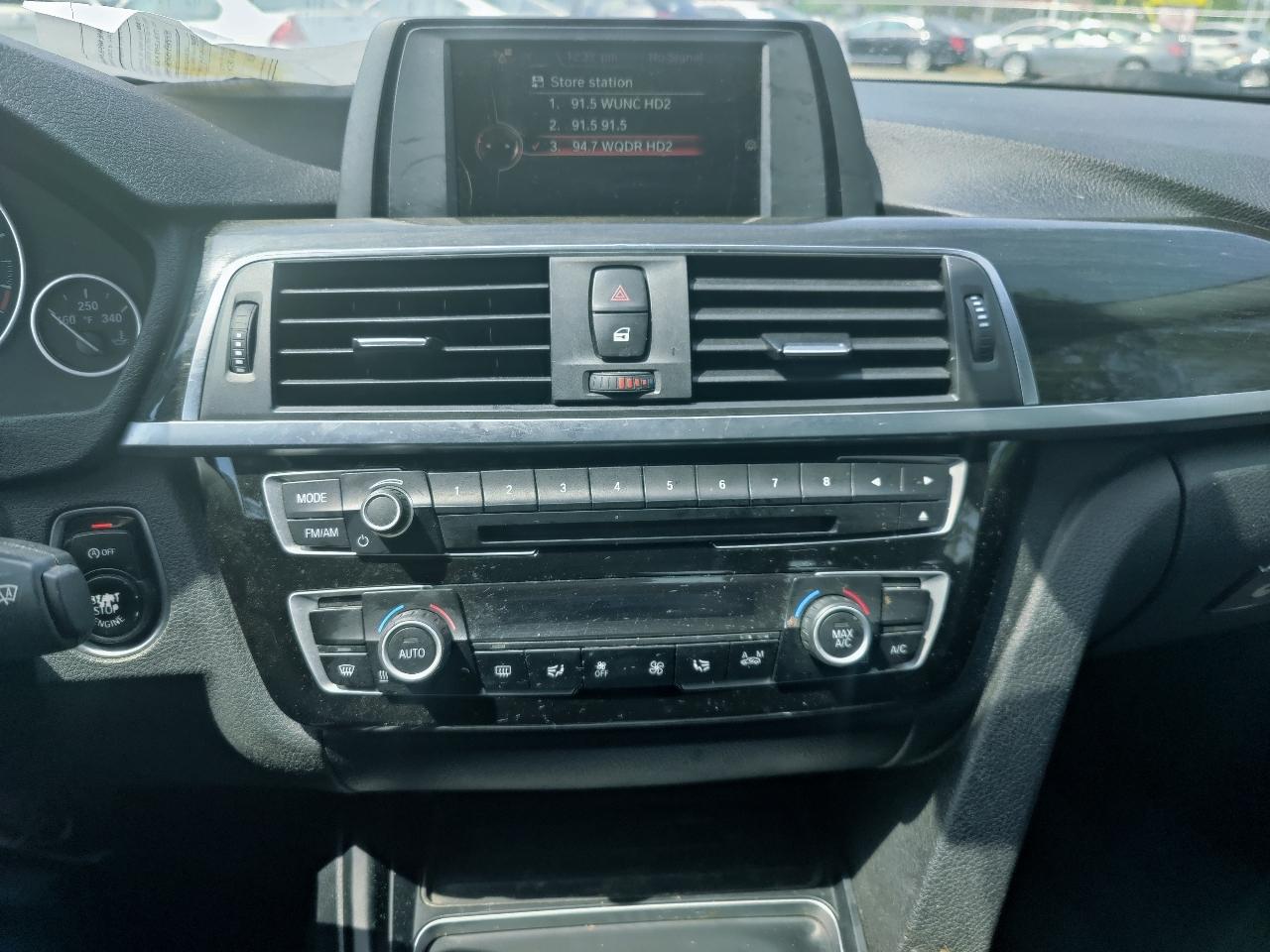 BMW 3-Series 320i Sedan 2016