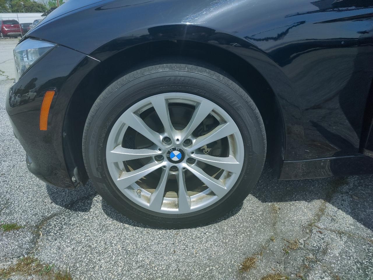 BMW 3-Series 320i Sedan 2016